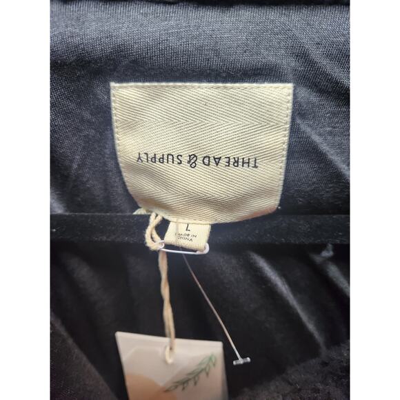 Thread & Supply woman's sherpa teddy  jacket size large NEW! - Picture 3 of 6